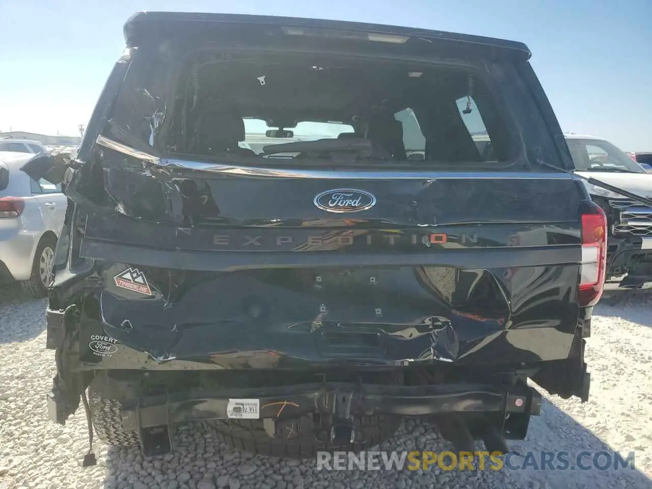 6 Photograph of a damaged car 1FMJU1RT1NEA03975 FORD EXPEDITION 2022