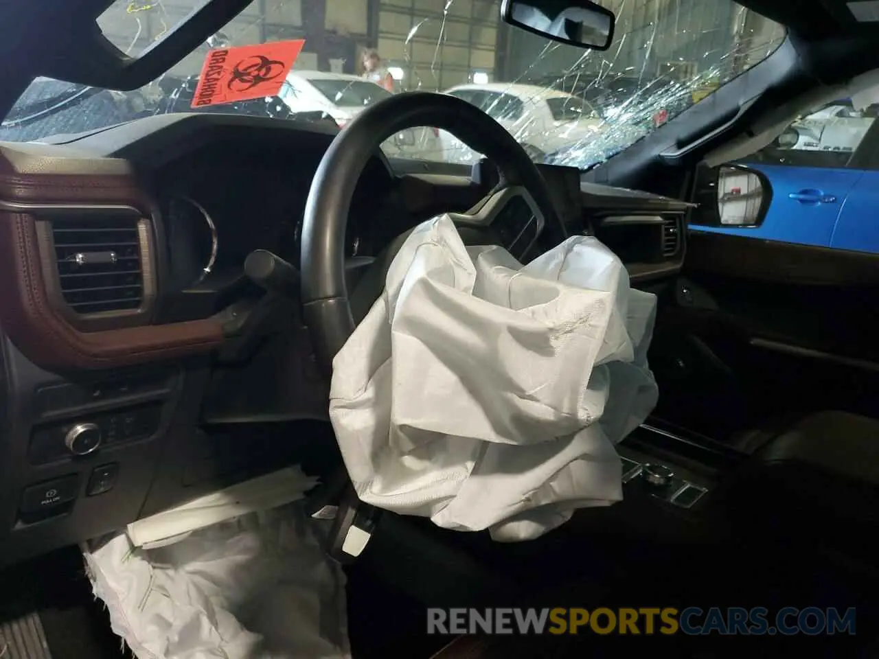 8 Photograph of a damaged car 1FMJU2AT0NEA20493 FORD EXPEDITION 2022