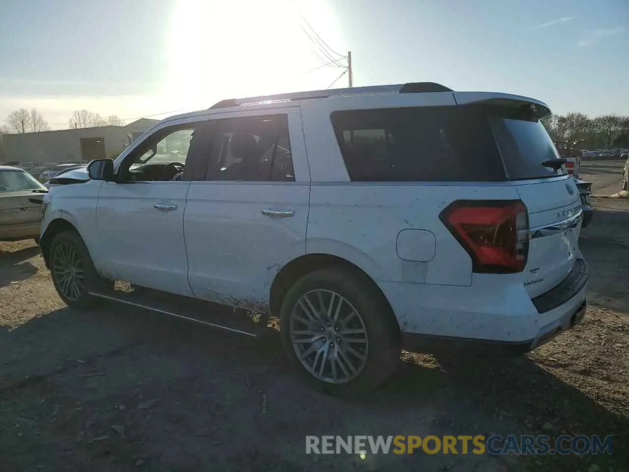 2 Photograph of a damaged car 1FMJU2AT0NEA31719 FORD EXPEDITION 2022