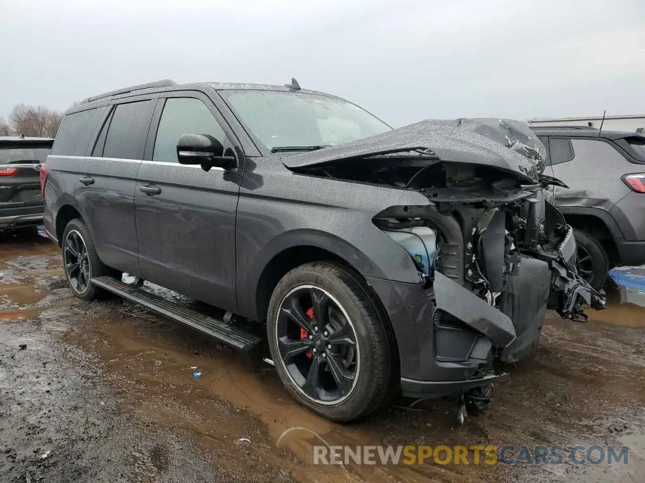 4 Photograph of a damaged car 1FMJU2AT0NEA44213 FORD EXPEDITION 2022