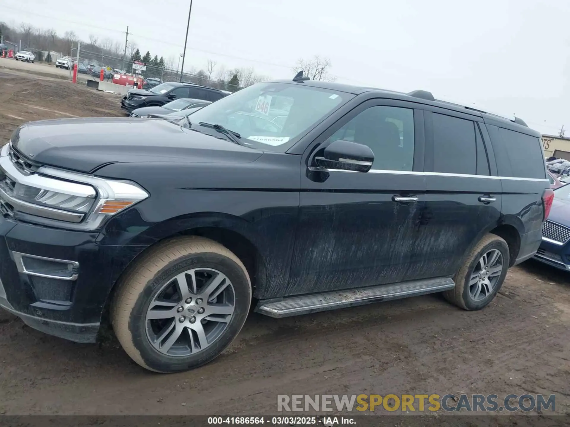 14 Photograph of a damaged car 1FMJU2AT5NEA07559 FORD EXPEDITION 2022