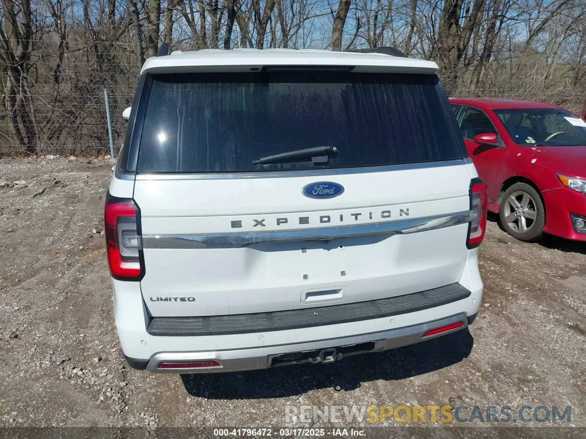 16 Photograph of a damaged car 1FMJU2AT7NEA67407 FORD EXPEDITION 2022
