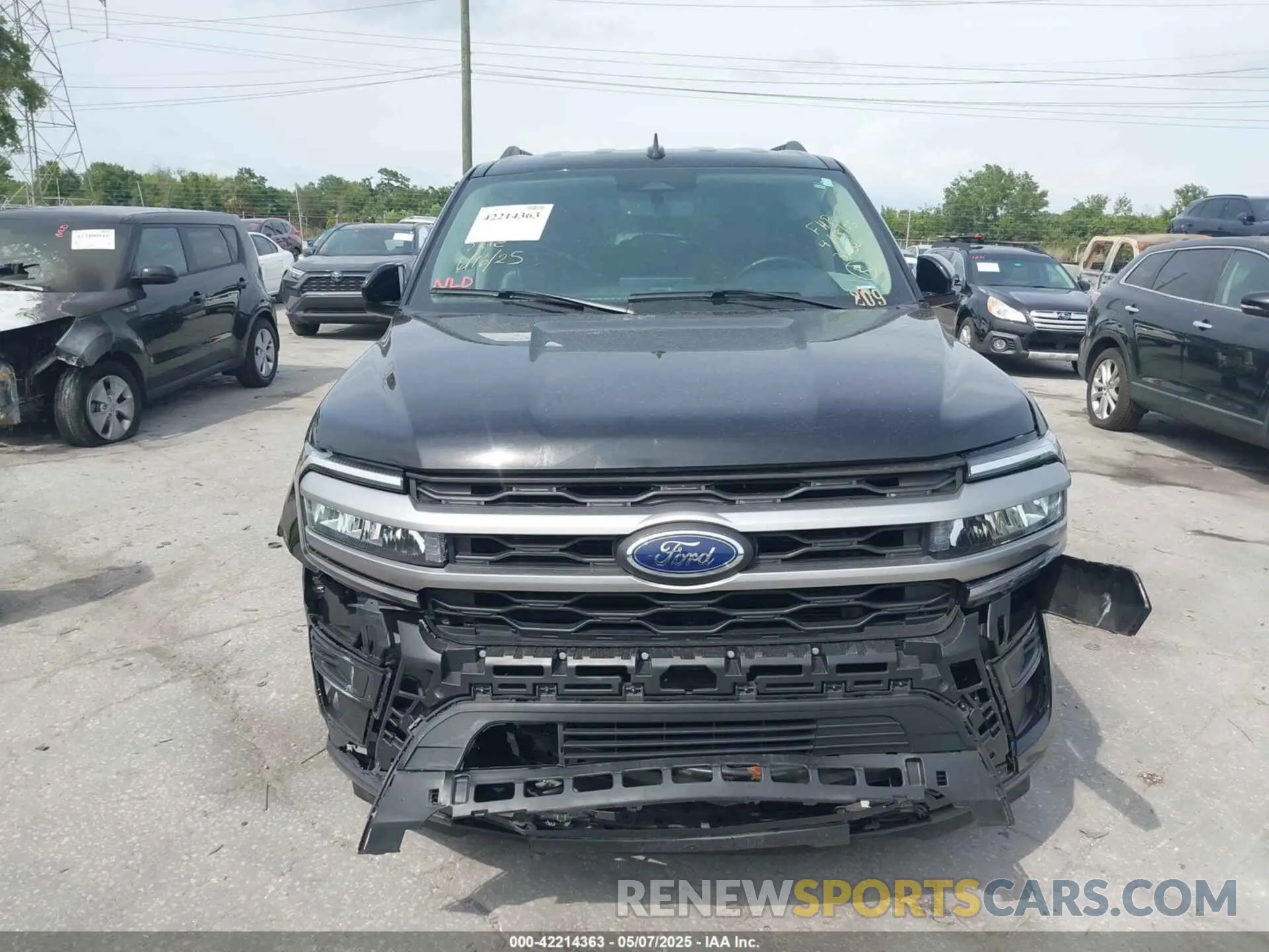 12 Photograph of a damaged car 1FMJK1J81PEA03636 FORD EXPEDITION 2023