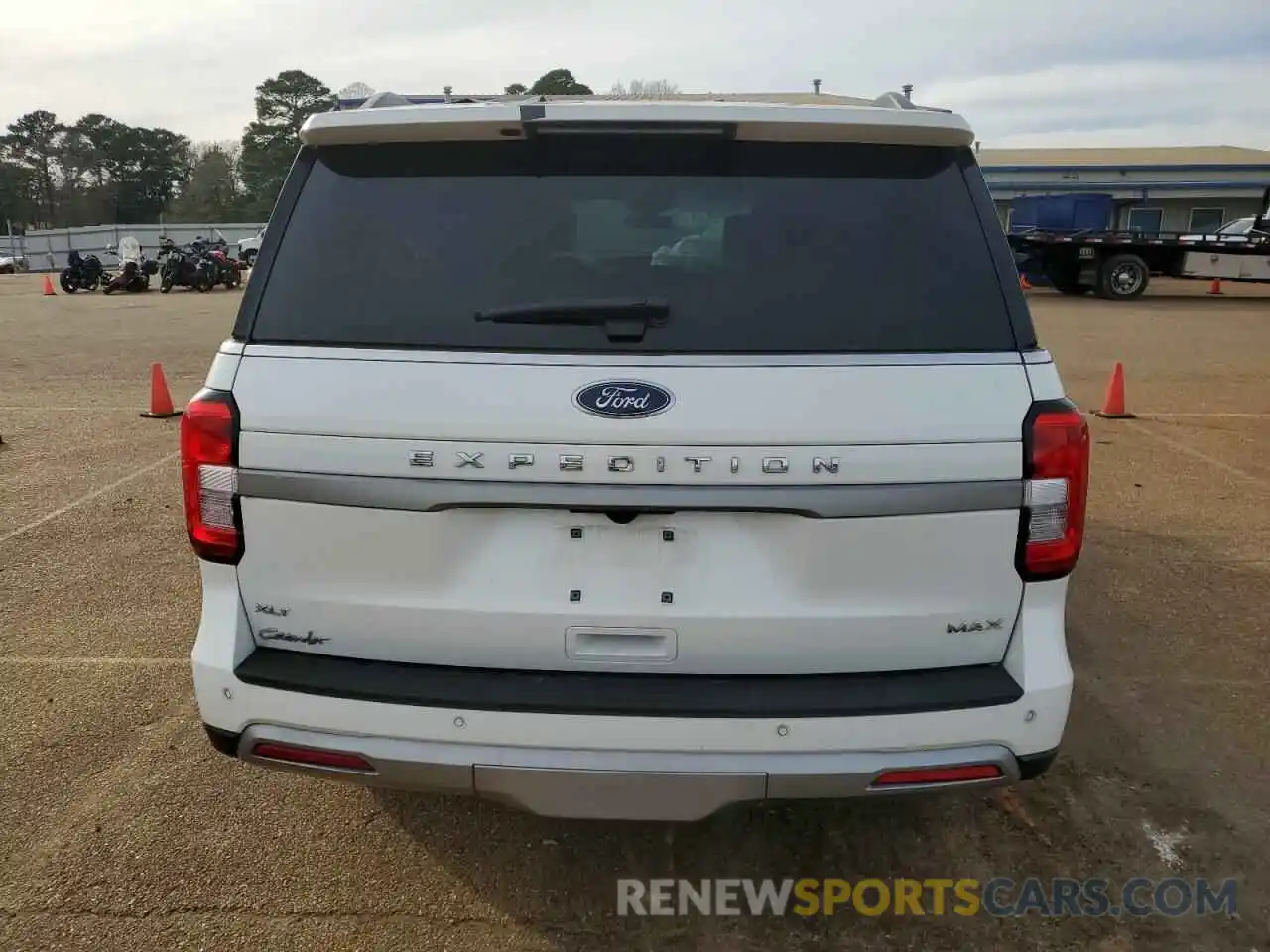 6 Photograph of a damaged car 1FMJK1J87PEA46619 FORD EXPEDITION 2023