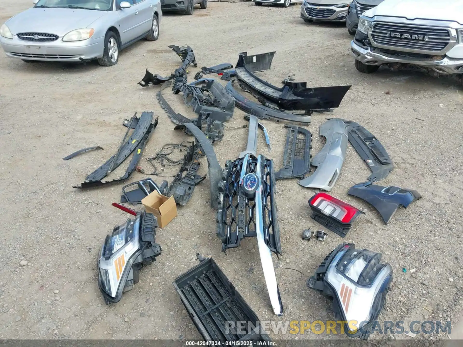 12 Photograph of a damaged car 1FMJK1K81PEA30365 FORD EXPEDITION 2023