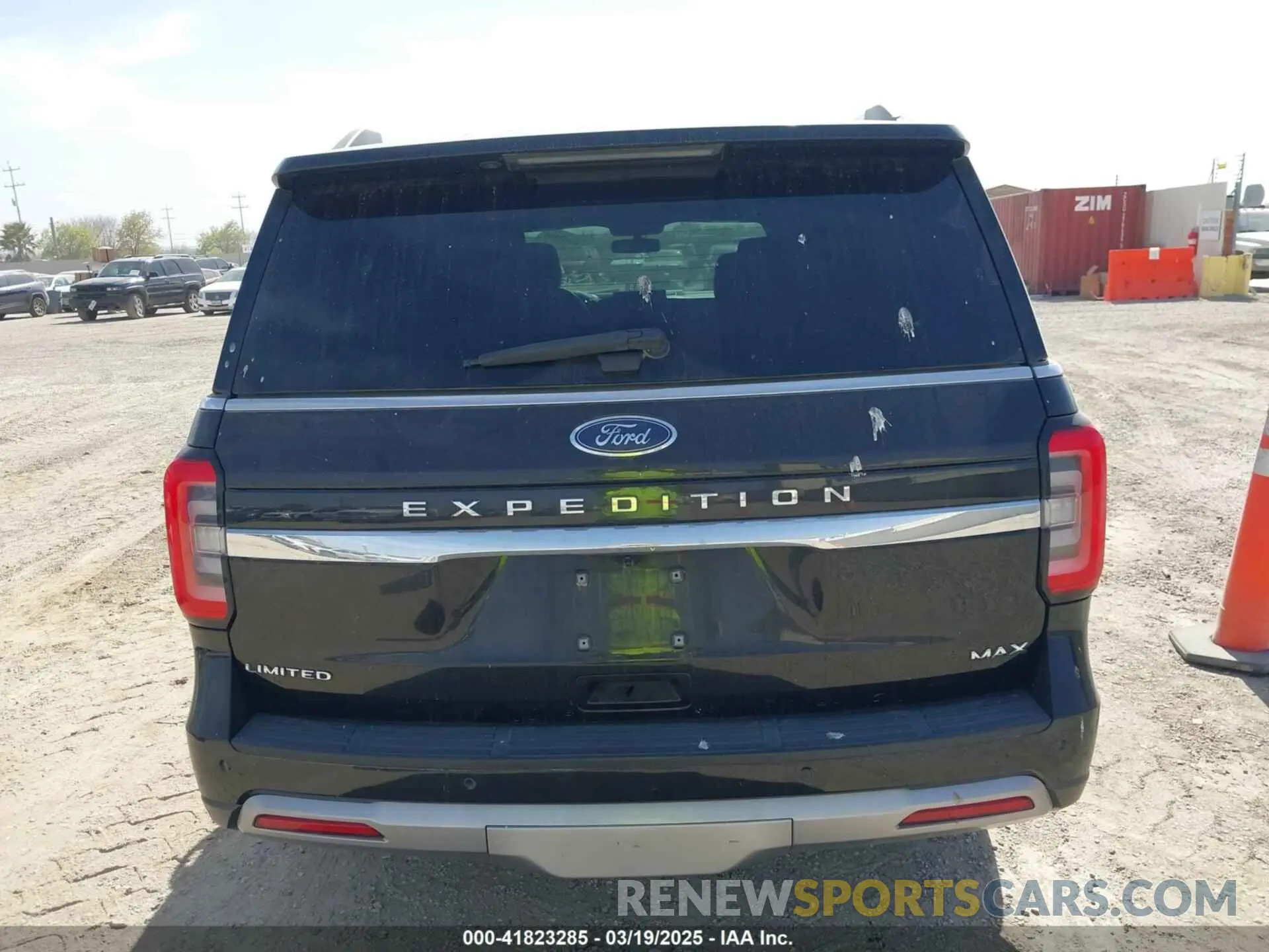 17 Photograph of a damaged car 1FMJK1K82PEA12358 FORD EXPEDITION 2023