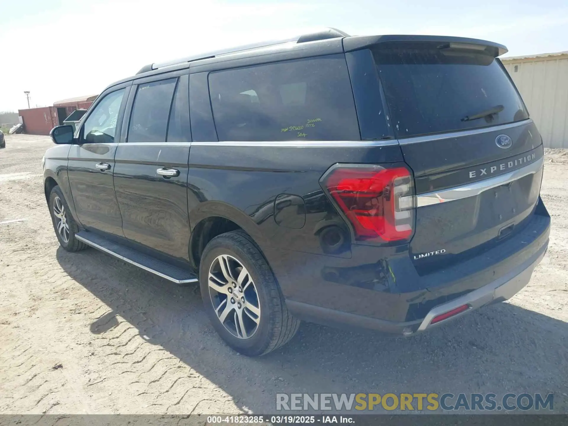3 Photograph of a damaged car 1FMJK1K82PEA12358 FORD EXPEDITION 2023