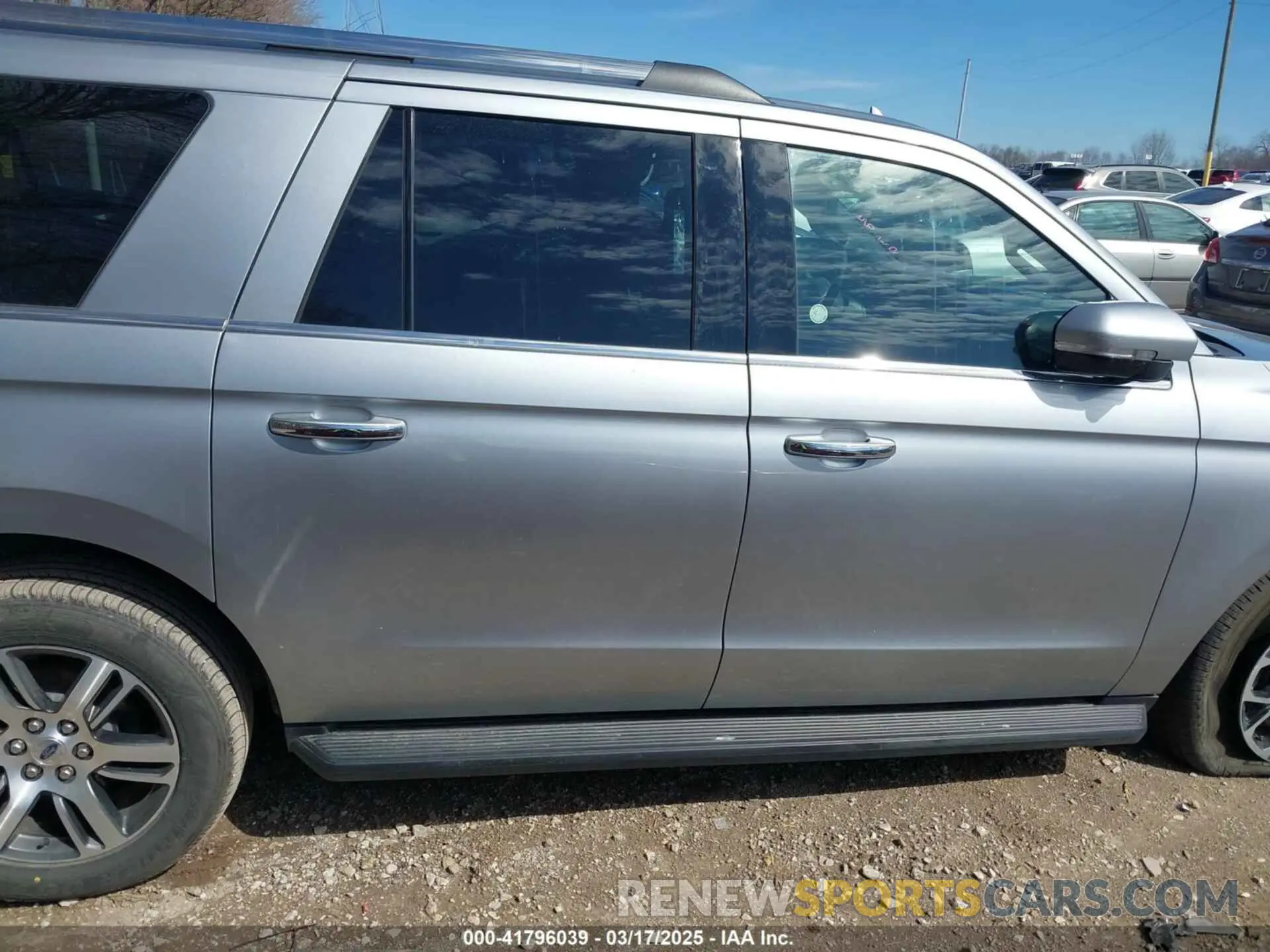 13 Photograph of a damaged car 1FMJK1K83PEA12322 FORD EXPEDITION 2023