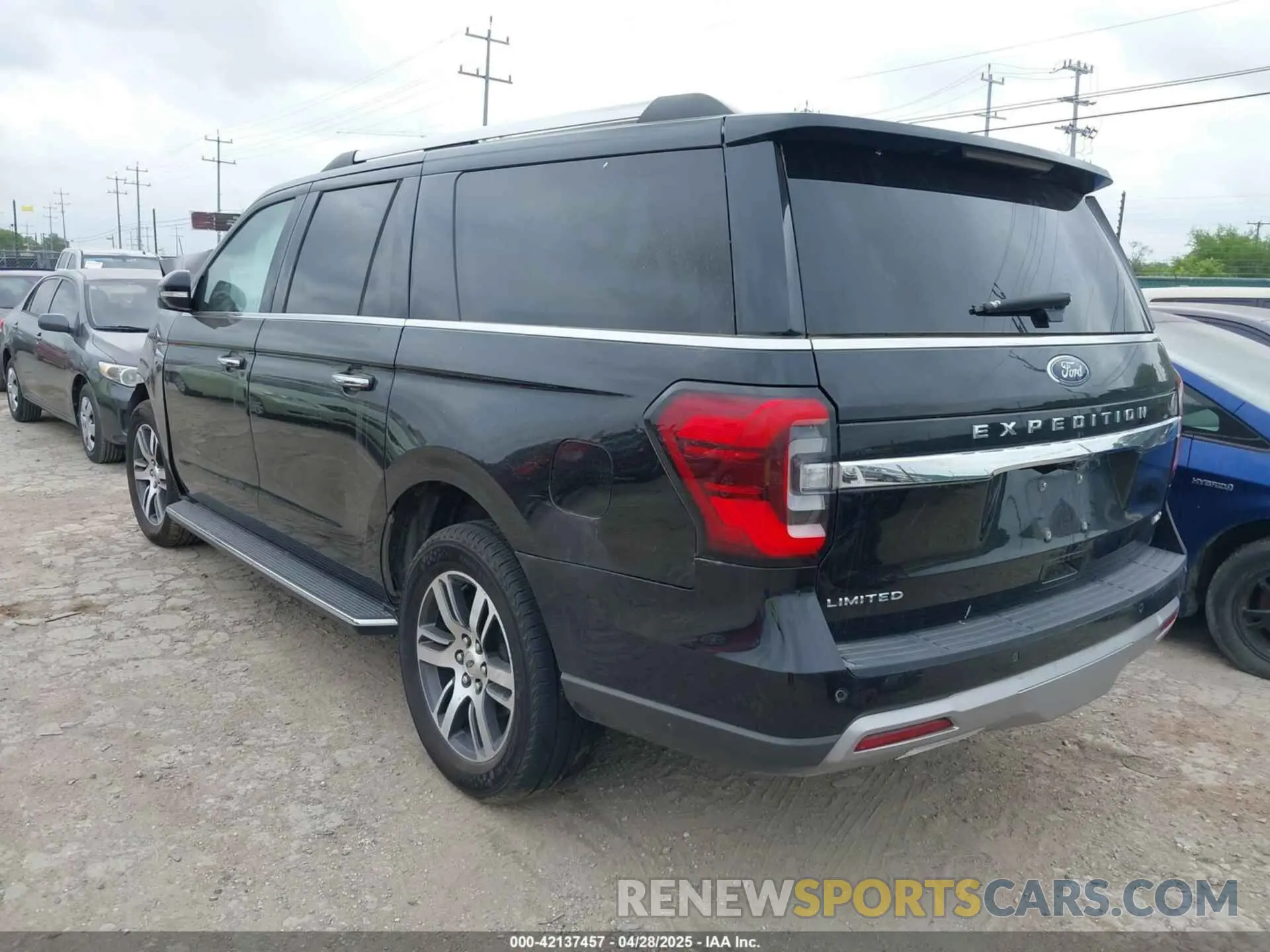 3 Photograph of a damaged car 1FMJK1K83PEA54196 FORD EXPEDITION 2023
