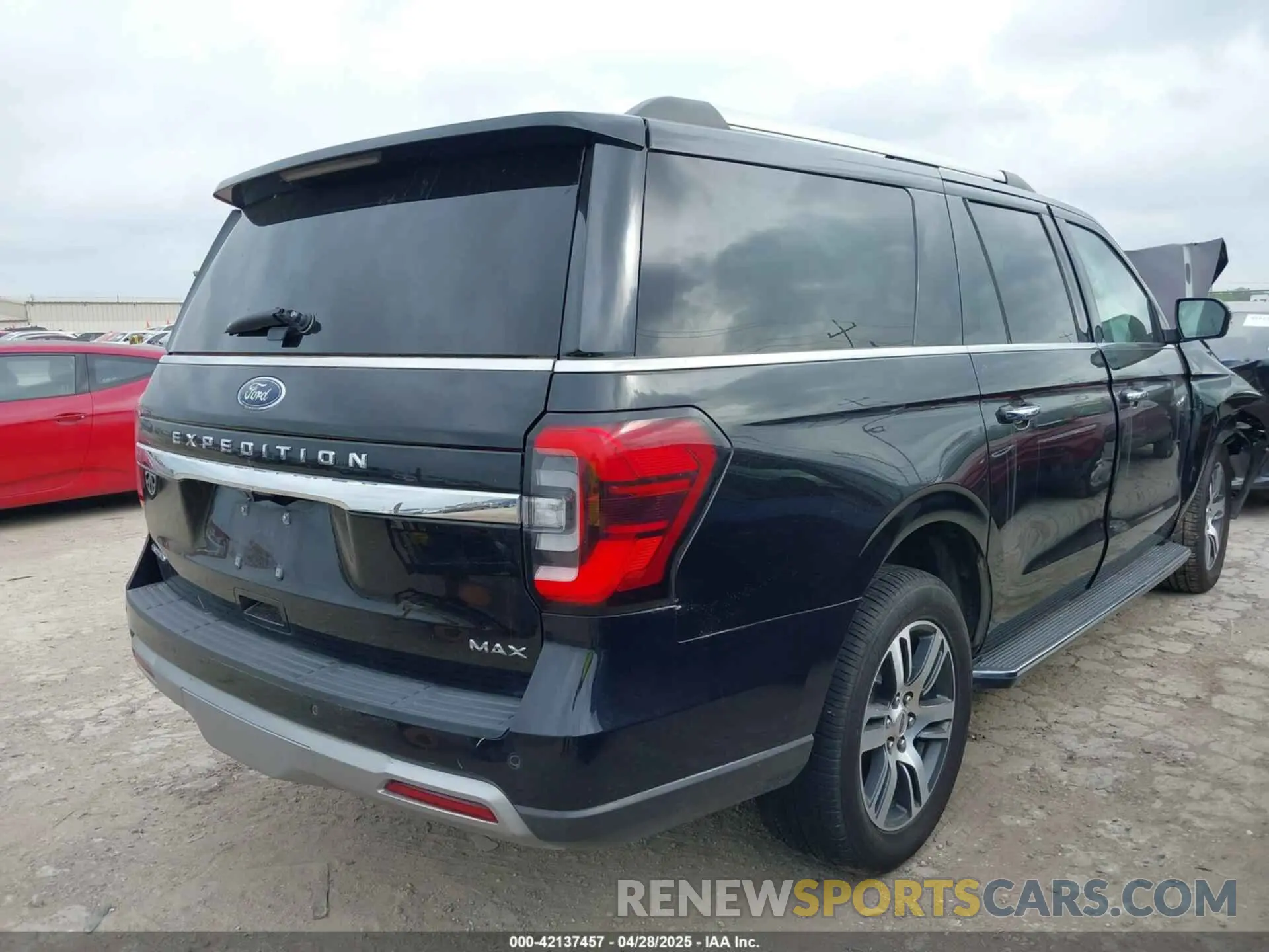 4 Photograph of a damaged car 1FMJK1K83PEA54196 FORD EXPEDITION 2023