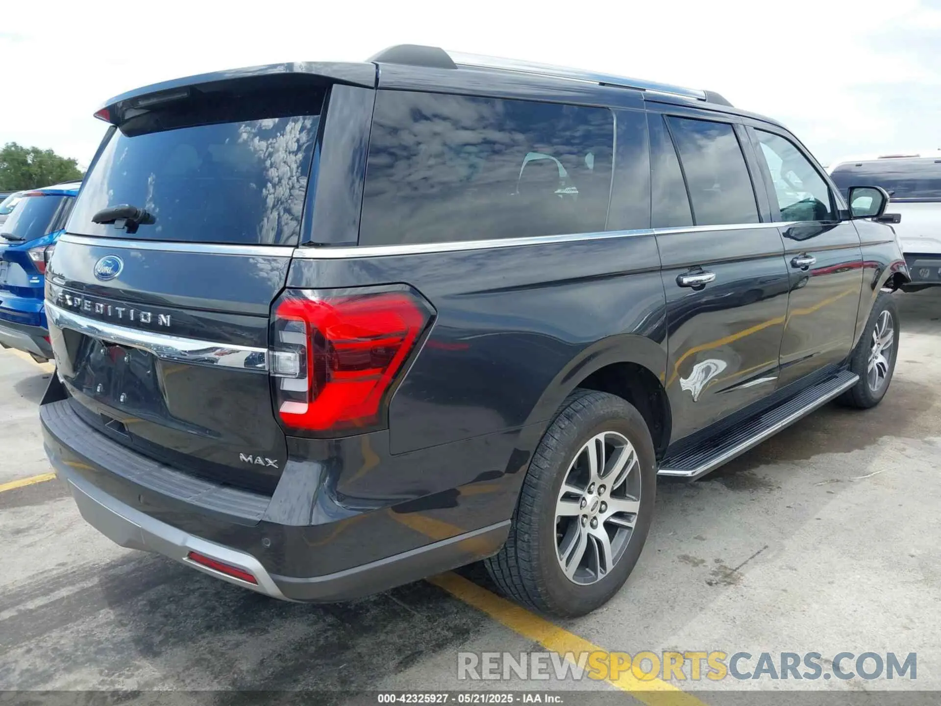 4 Photograph of a damaged car 1FMJK1K86PEA12248 FORD EXPEDITION 2023