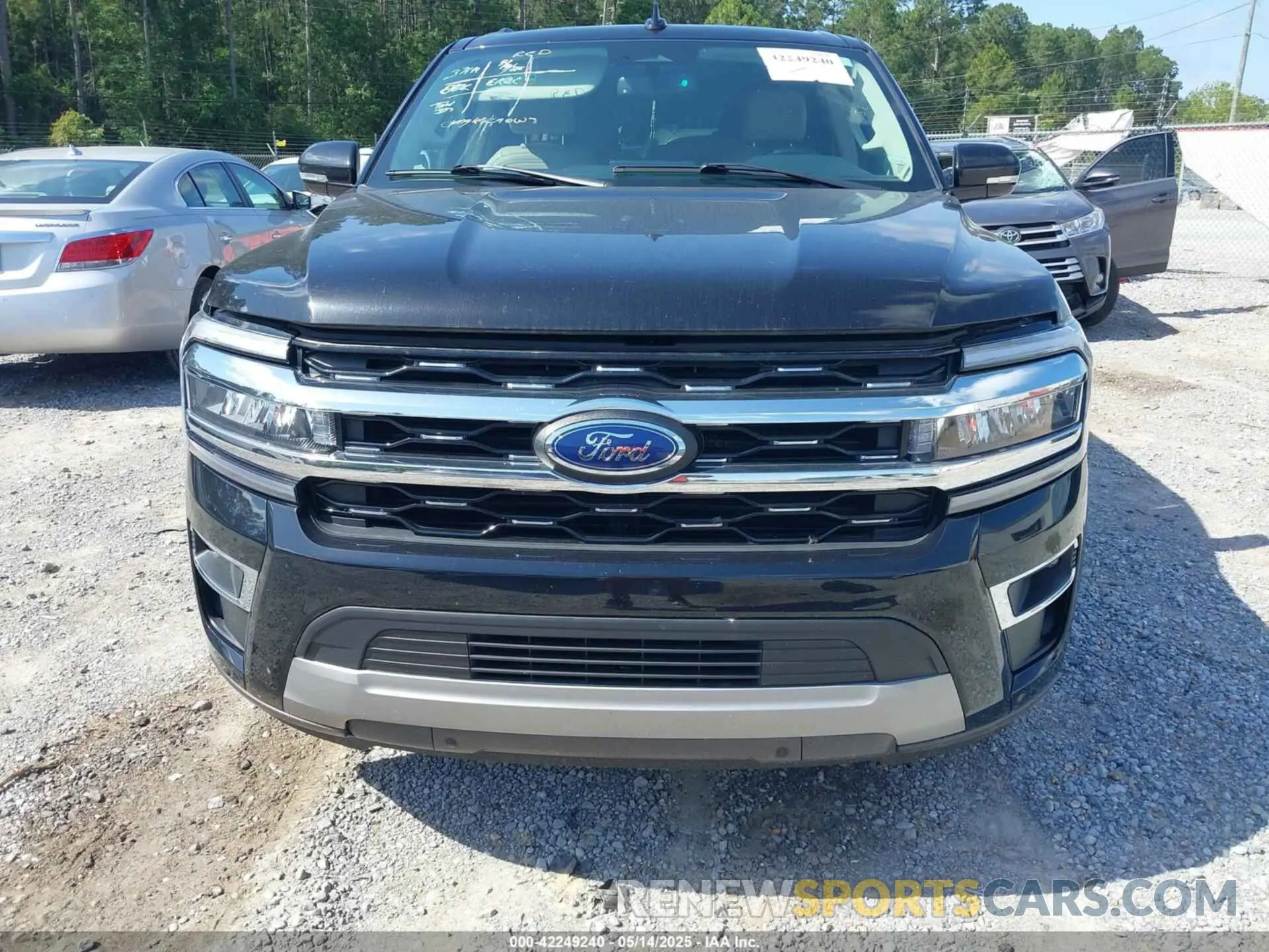 12 Photograph of a damaged car 1FMJK1K88PEA40455 FORD EXPEDITION 2023