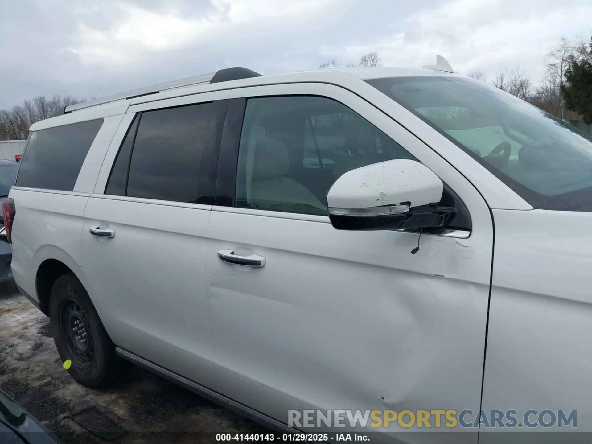 13 Photograph of a damaged car 1FMJK2A82PEA25893 FORD EXPEDITION 2023