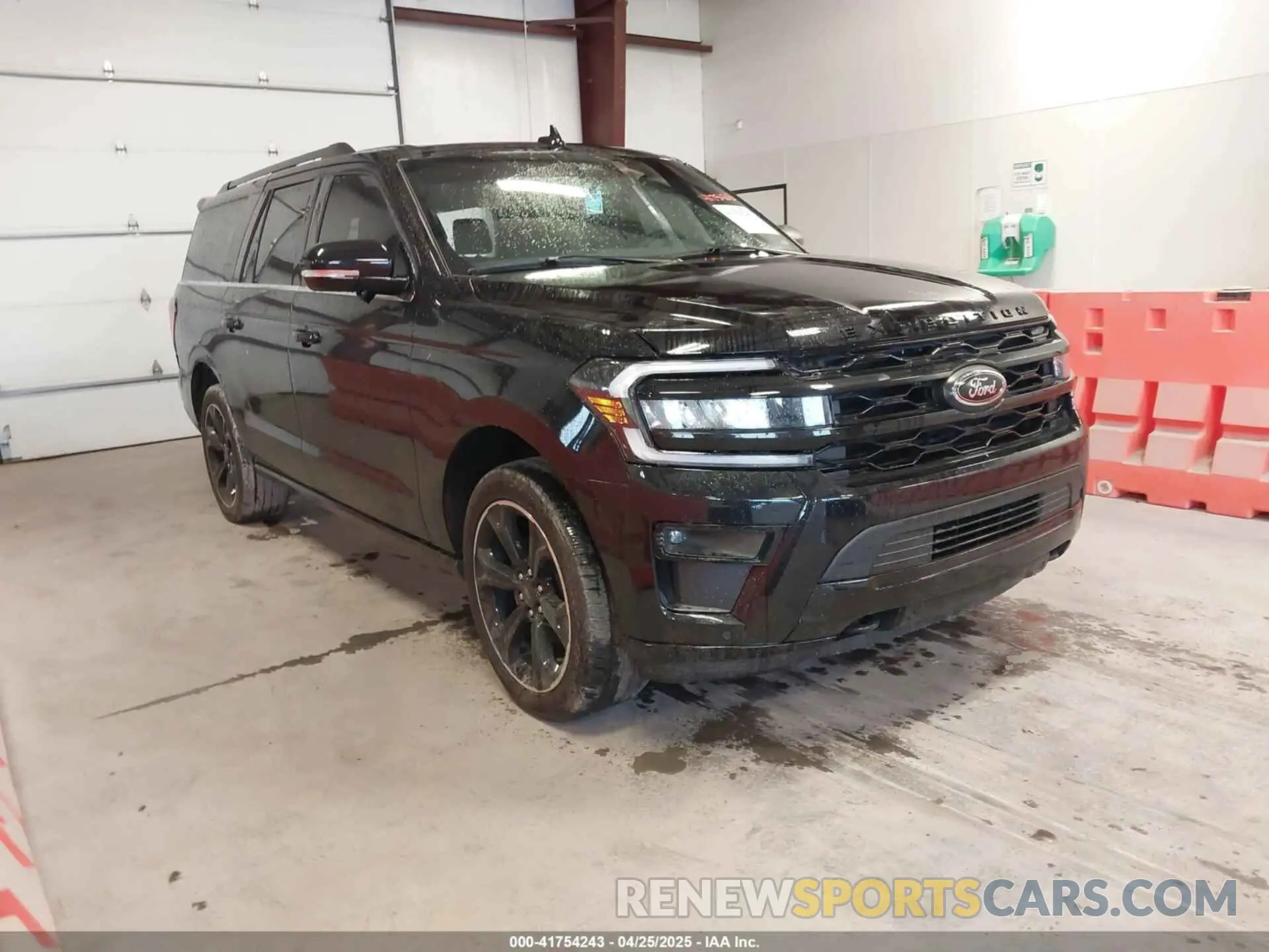 1 Photograph of a damaged car 1FMJK2A82PEA62474 FORD EXPEDITION 2023