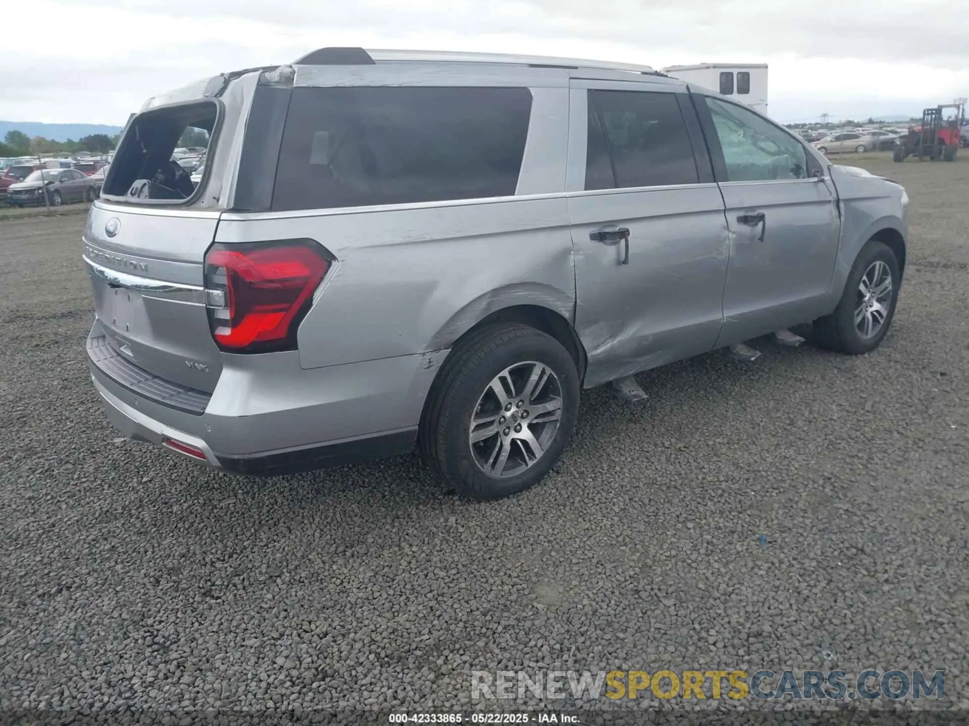 4 Photograph of a damaged car 1FMJK2A87PEA15750 FORD EXPEDITION 2023
