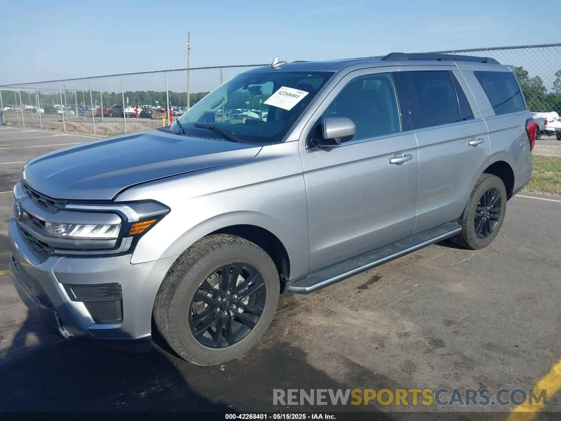 2 Photograph of a damaged car 1FMJU1H87PEA08145 FORD EXPEDITION 2023