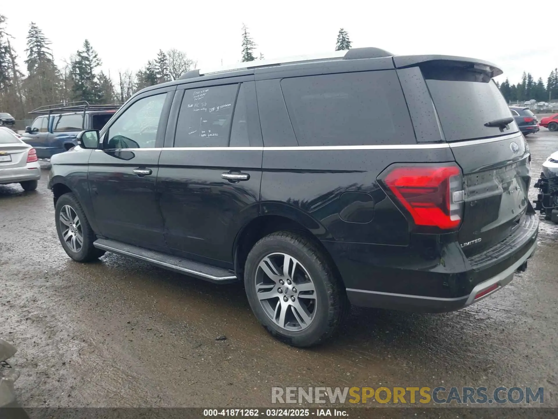 3 Photograph of a damaged car 1FMJU1K8XPEA54741 FORD EXPEDITION 2023