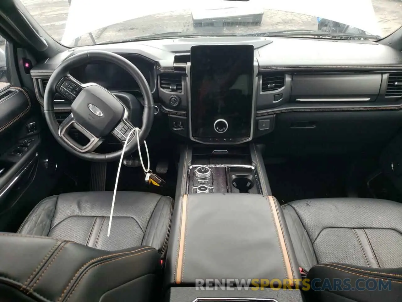 8 Photograph of a damaged car 1FMJU1M8XPEA41498 FORD EXPEDITION 2023