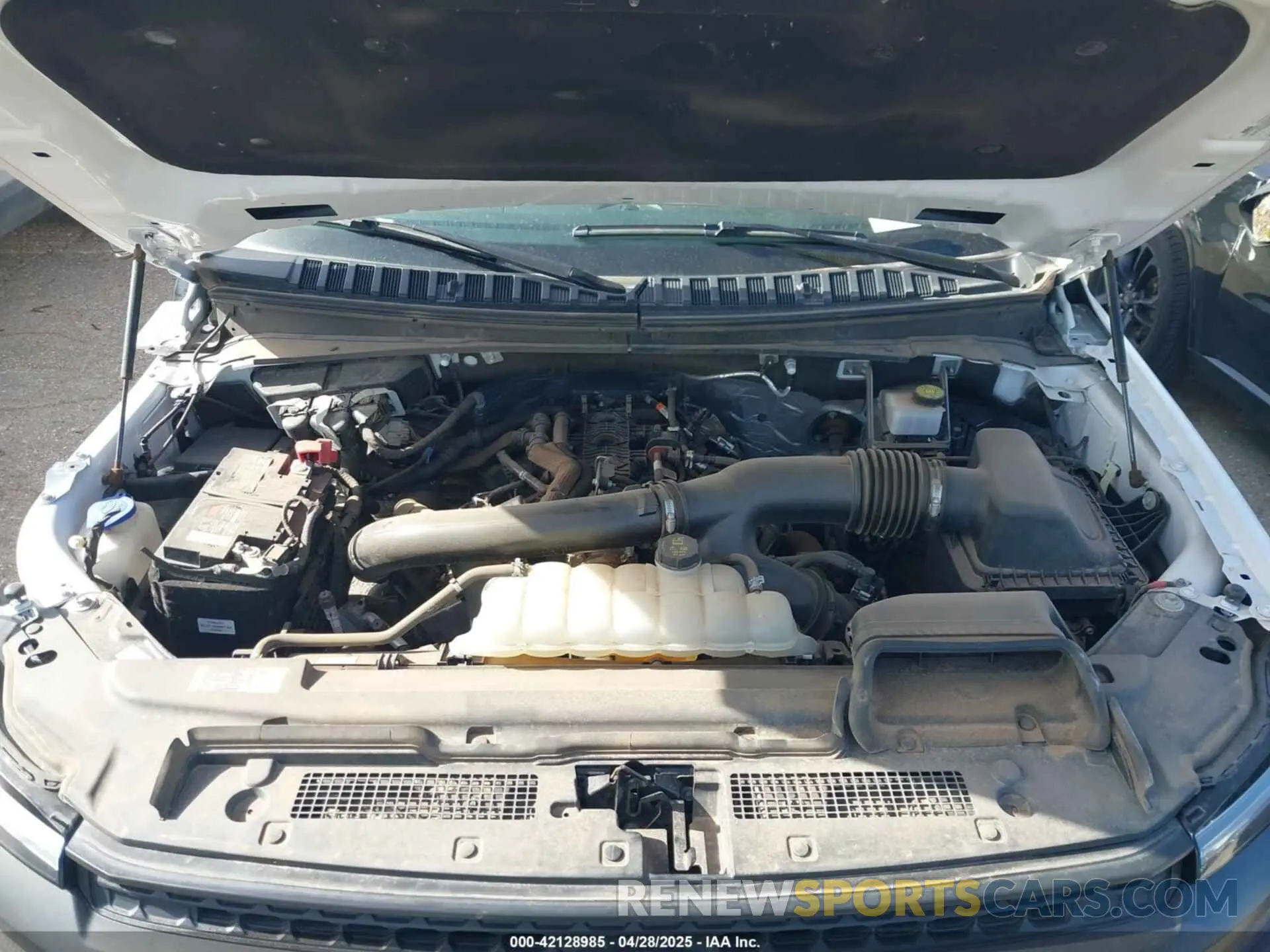 10 Photograph of a damaged car 1FMJU1RG7PEA18082 FORD EXPEDITION 2023