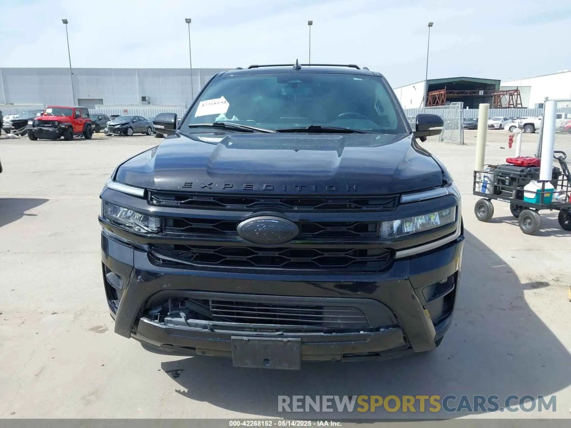 12 Photograph of a damaged car 1FMJU2A81PEA34207 FORD EXPEDITION 2023