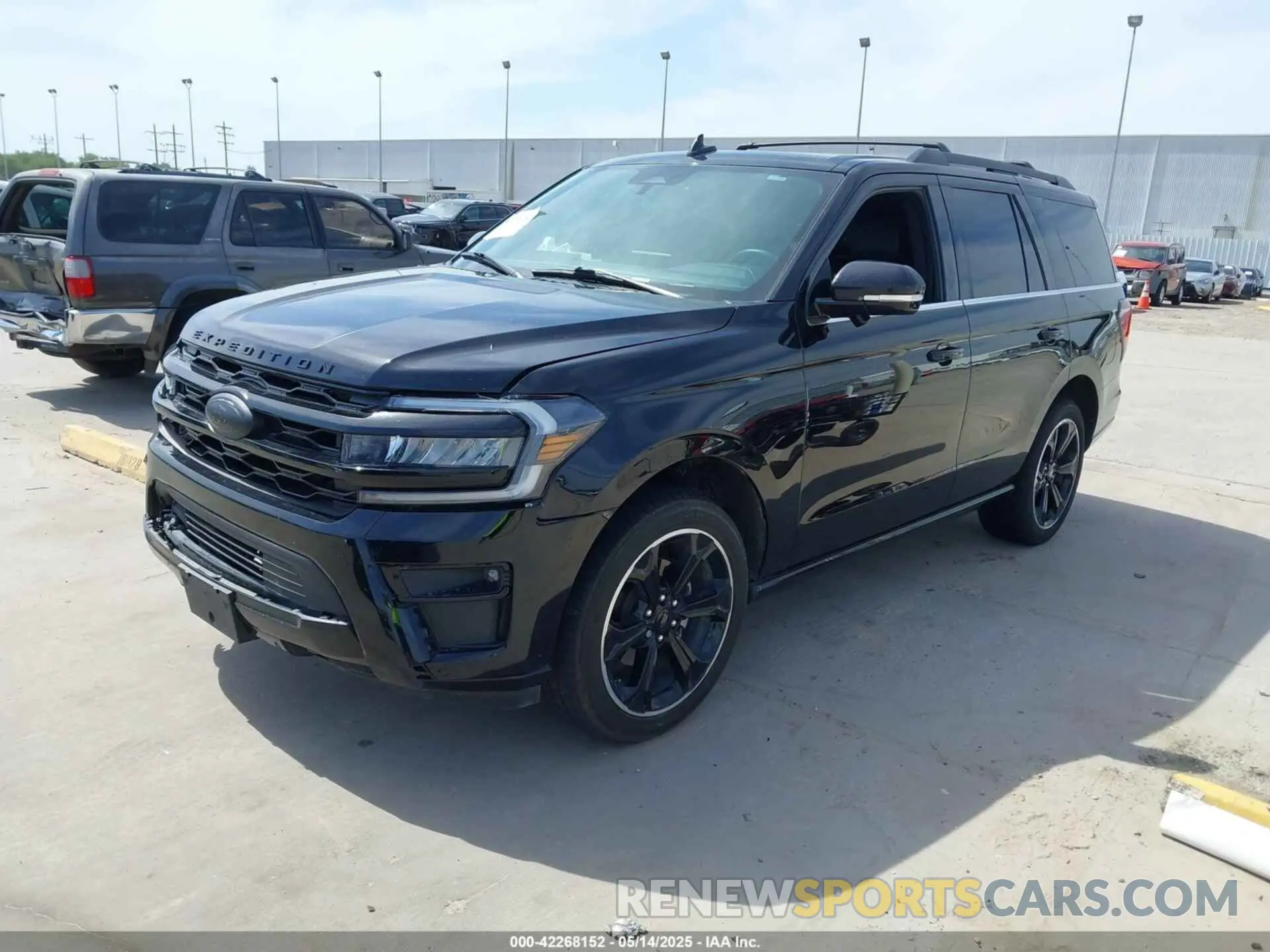 2 Photograph of a damaged car 1FMJU2A81PEA34207 FORD EXPEDITION 2023