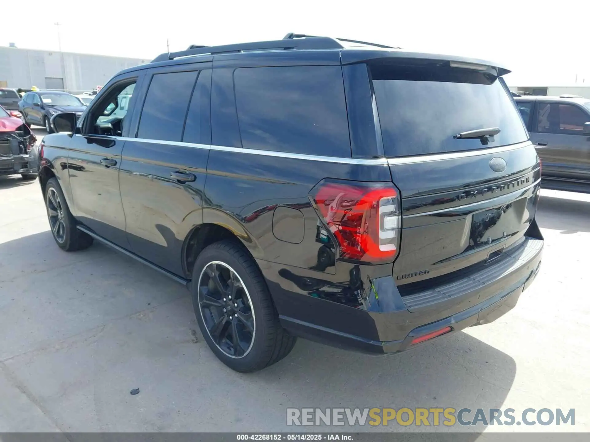 3 Photograph of a damaged car 1FMJU2A81PEA34207 FORD EXPEDITION 2023
