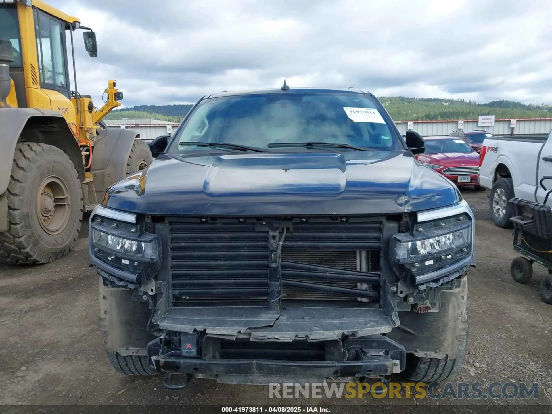 13 Photograph of a damaged car 1FMJU2A85PEA53262 FORD EXPEDITION 2023