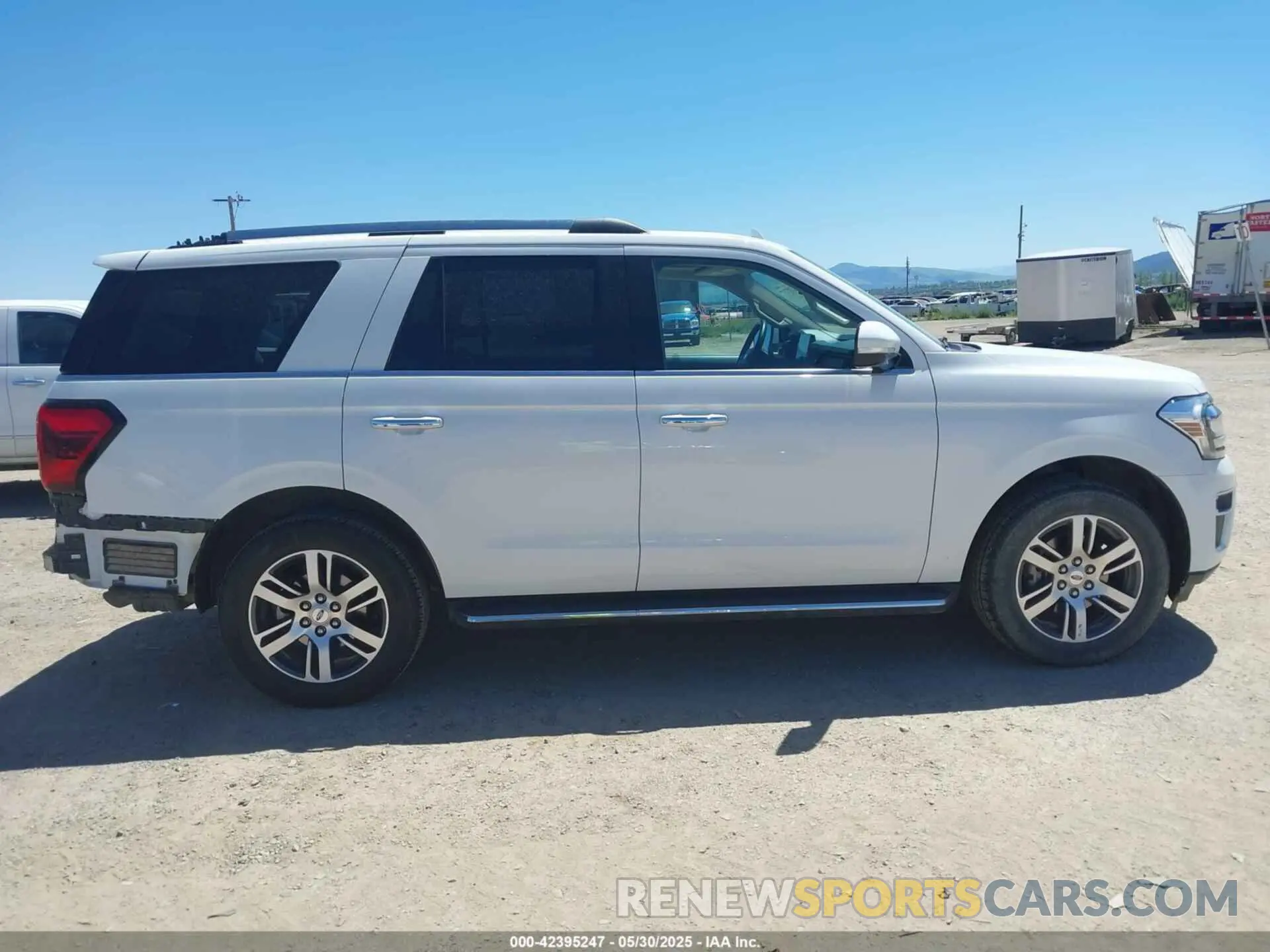 14 Photograph of a damaged car 1FMJU2A86PEA15796 FORD EXPEDITION 2023