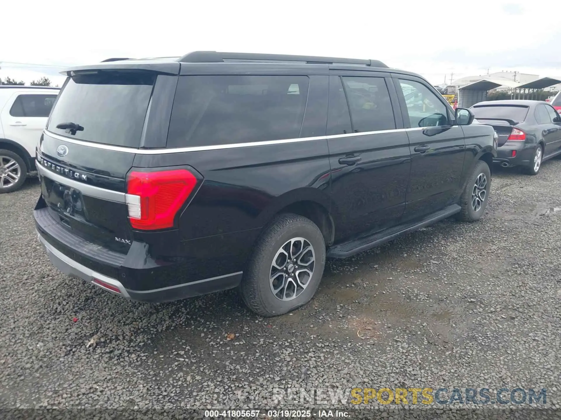 4 Photograph of a damaged car 1FMJK1H81REA40954 FORD EXPEDITION 2024