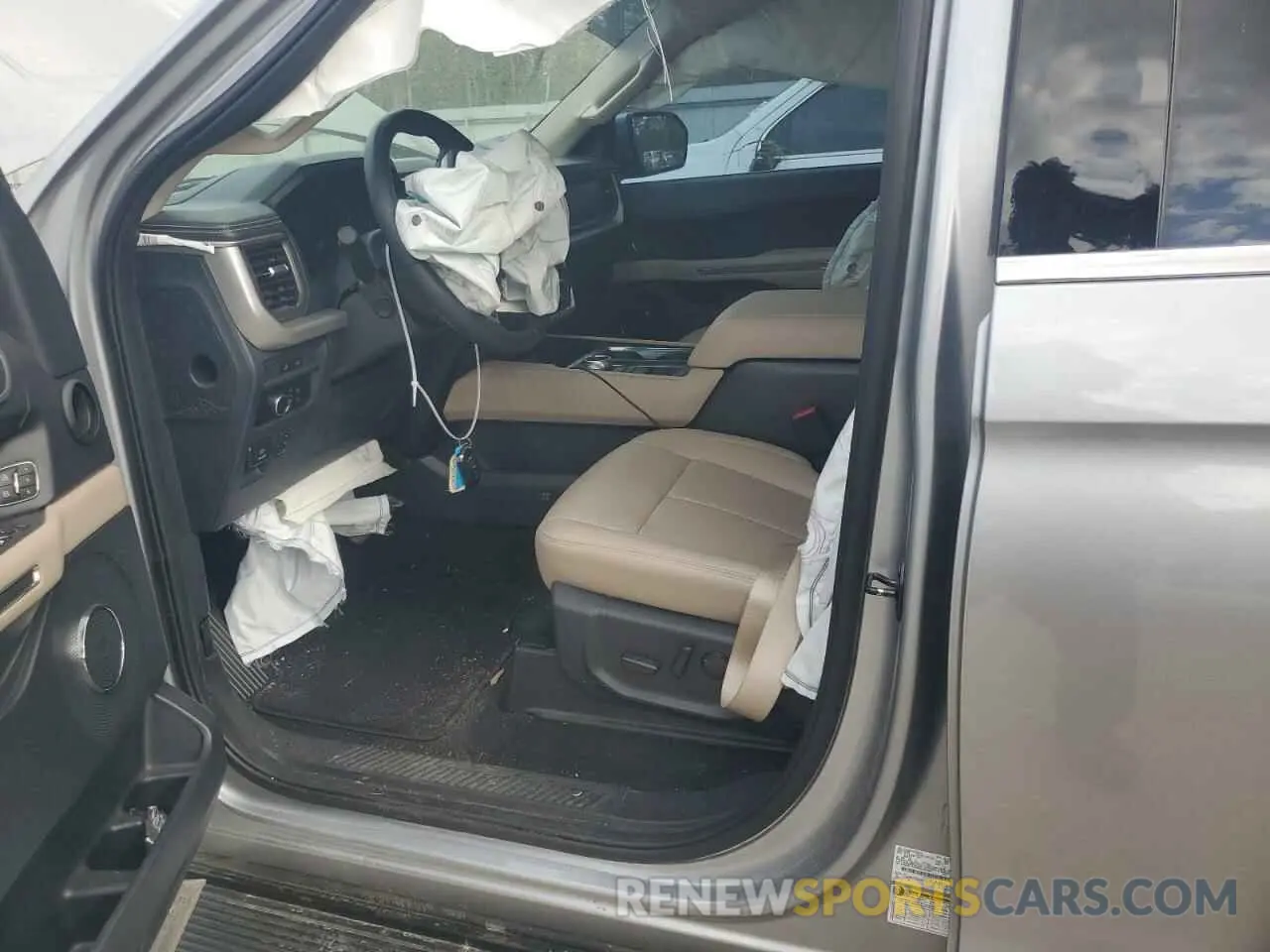 7 Photograph of a damaged car 1FMJK1H82REA04559 FORD EXPEDITION 2024