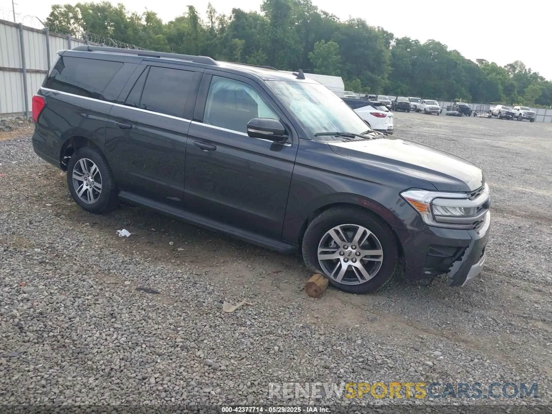 1 Photograph of a damaged car 1FMJK1H83REA85832 FORD EXPEDITION 2024