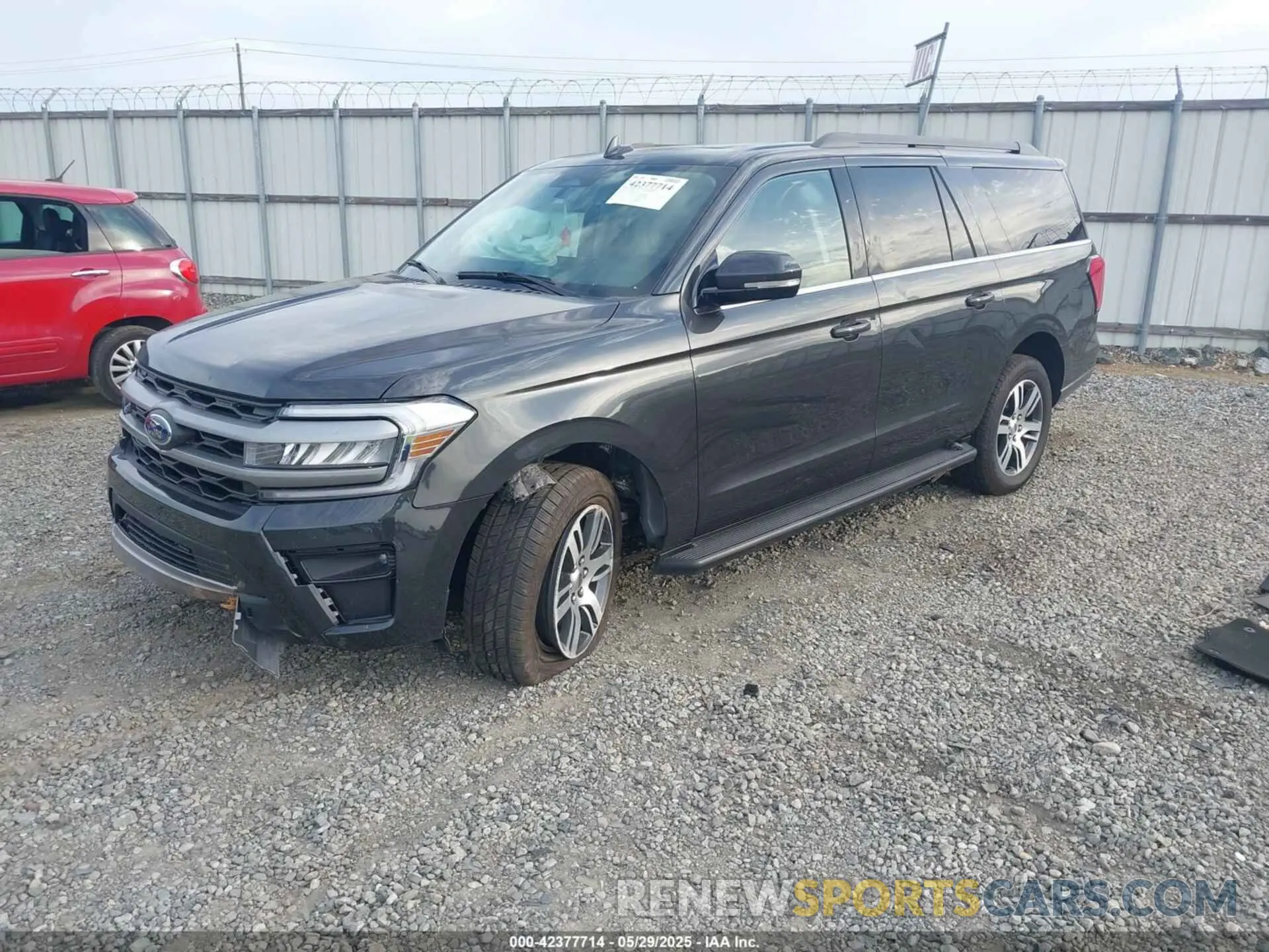 2 Photograph of a damaged car 1FMJK1H83REA85832 FORD EXPEDITION 2024