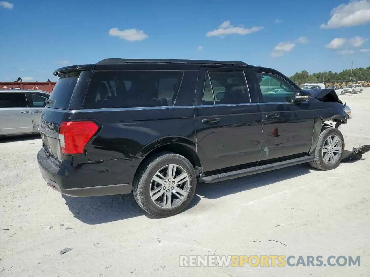 3 Photograph of a damaged car 1FMJK1H85REA03549 FORD EXPEDITION 2024