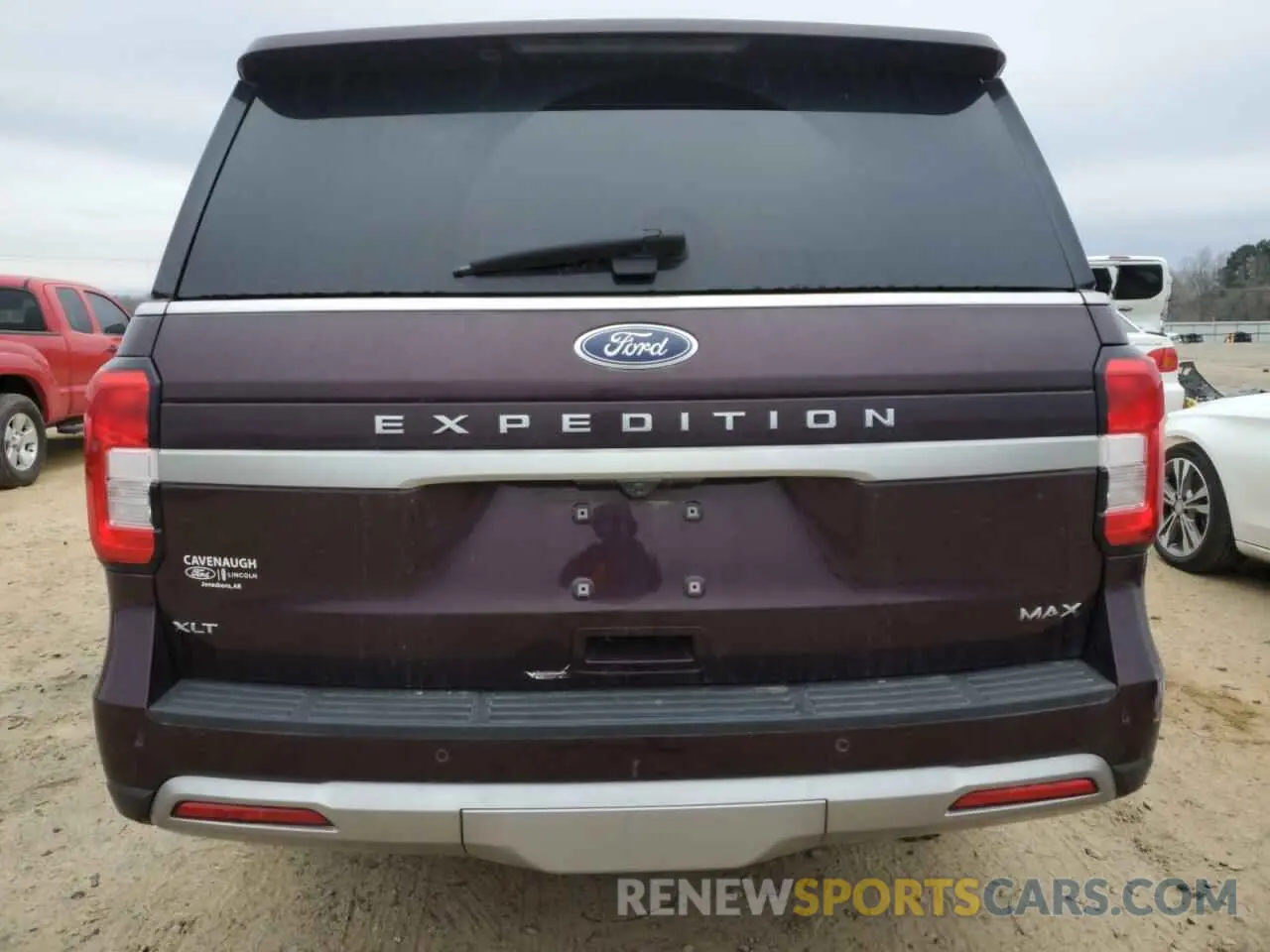 6 Photograph of a damaged car 1FMJK1H85REA64304 FORD EXPEDITION 2024
