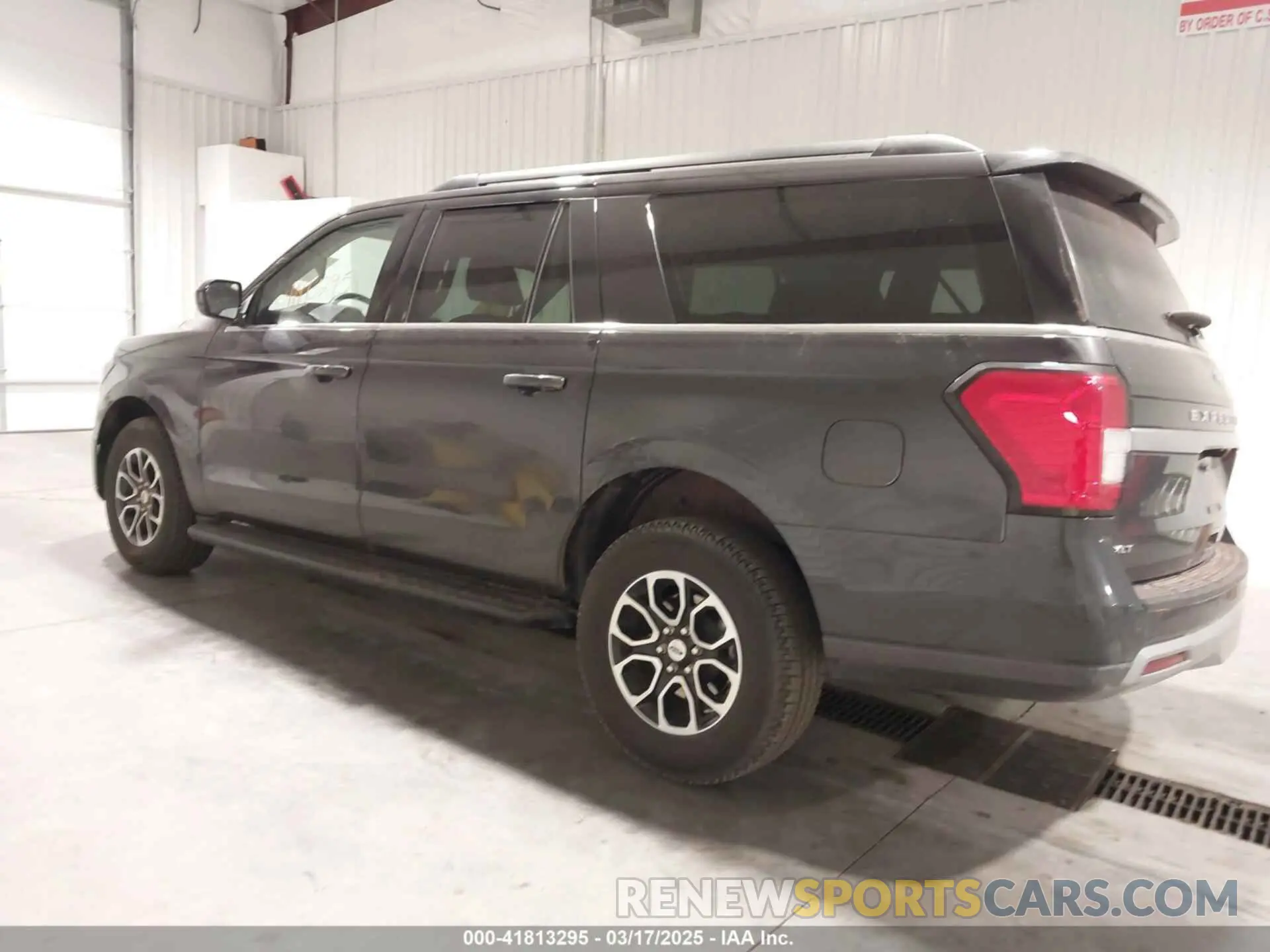14 Photograph of a damaged car 1FMJK1H89REA50194 FORD EXPEDITION 2024