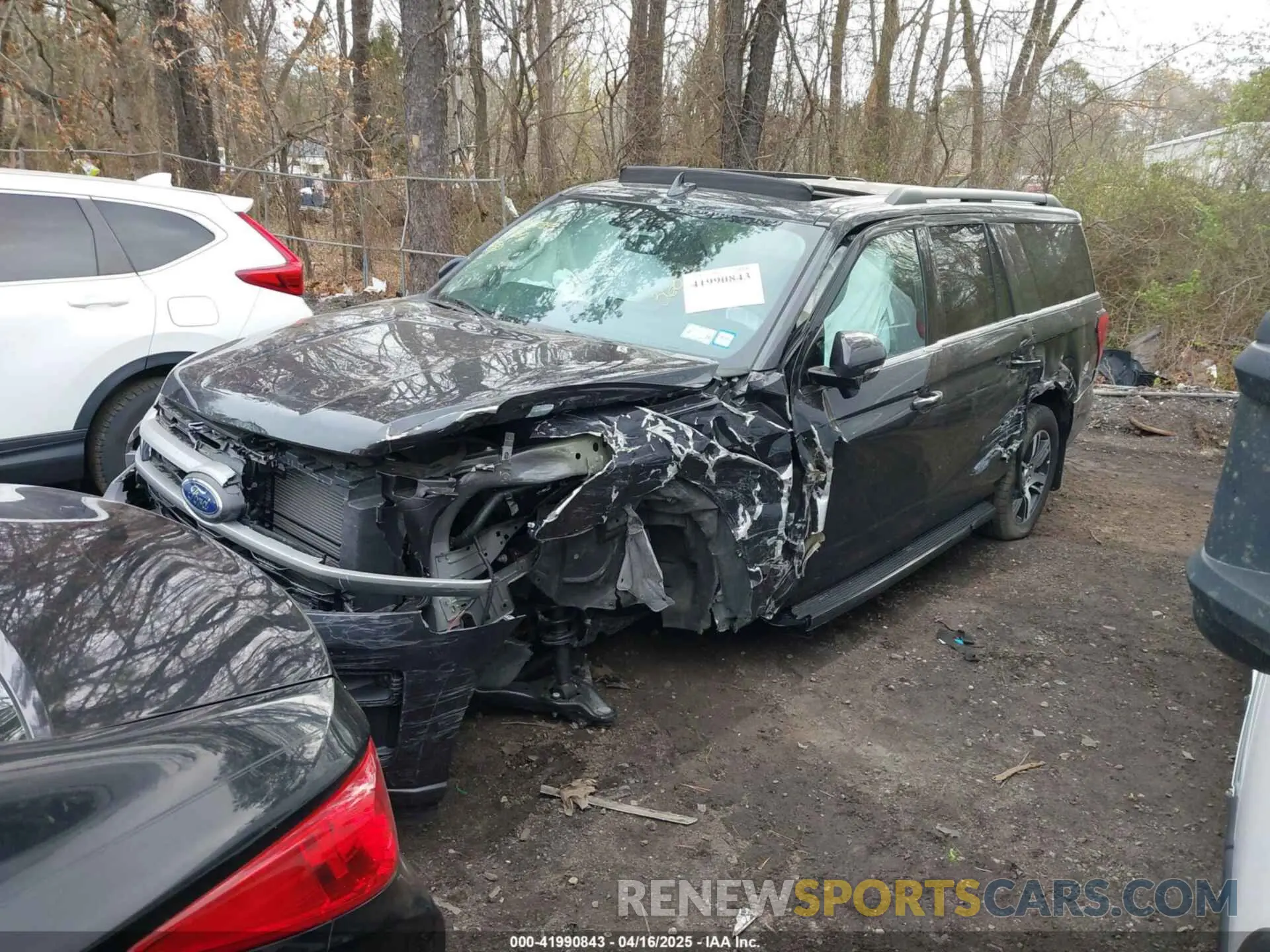 2 Photograph of a damaged car 1FMJK1J80REA81778 FORD EXPEDITION 2024