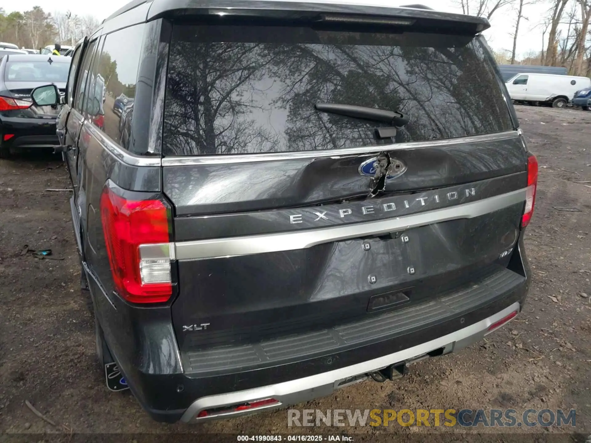 6 Photograph of a damaged car 1FMJK1J80REA81778 FORD EXPEDITION 2024