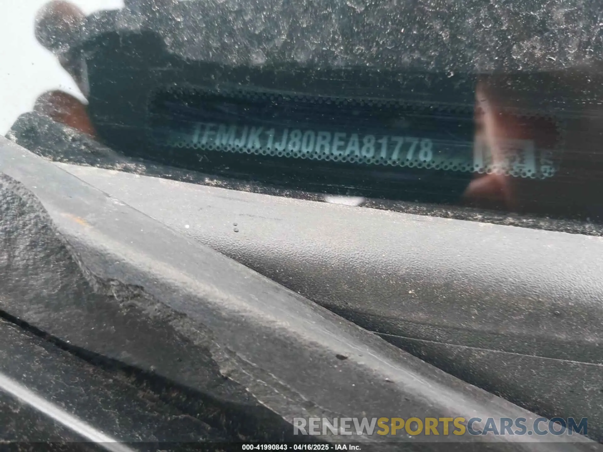 9 Photograph of a damaged car 1FMJK1J80REA81778 FORD EXPEDITION 2024