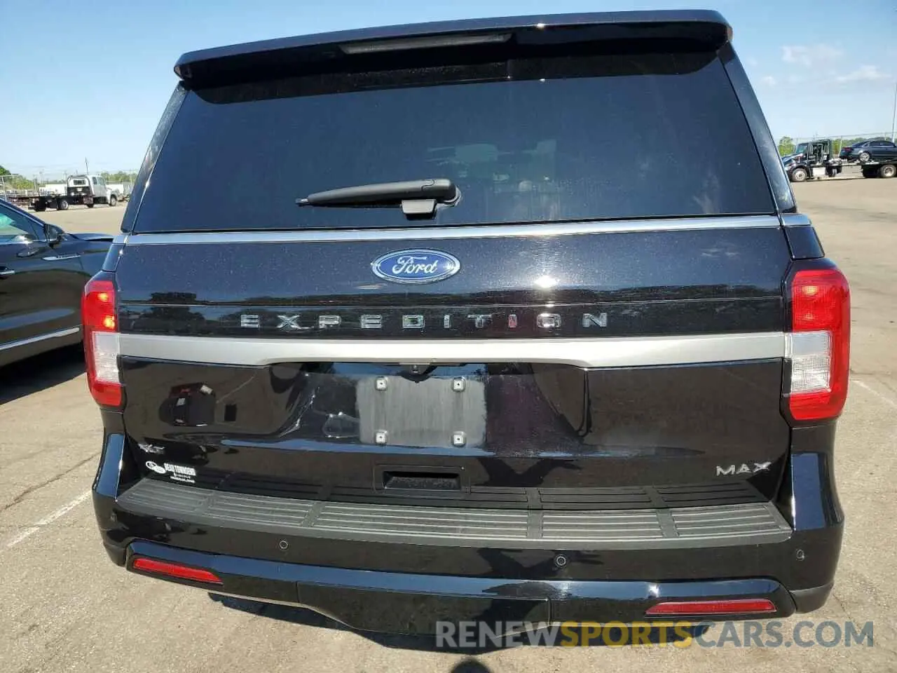 6 Photograph of a damaged car 1FMJK1J87REA07063 FORD EXPEDITION 2024