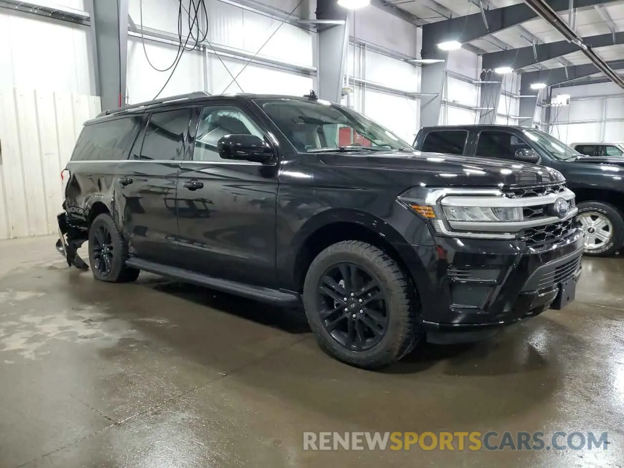 4 Photograph of a damaged car 1FMJK1J87REA24817 FORD EXPEDITION 2024