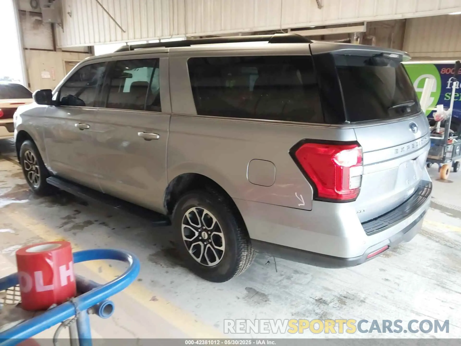 3 Photograph of a damaged car 1FMJK1J88REA58426 FORD EXPEDITION 2024