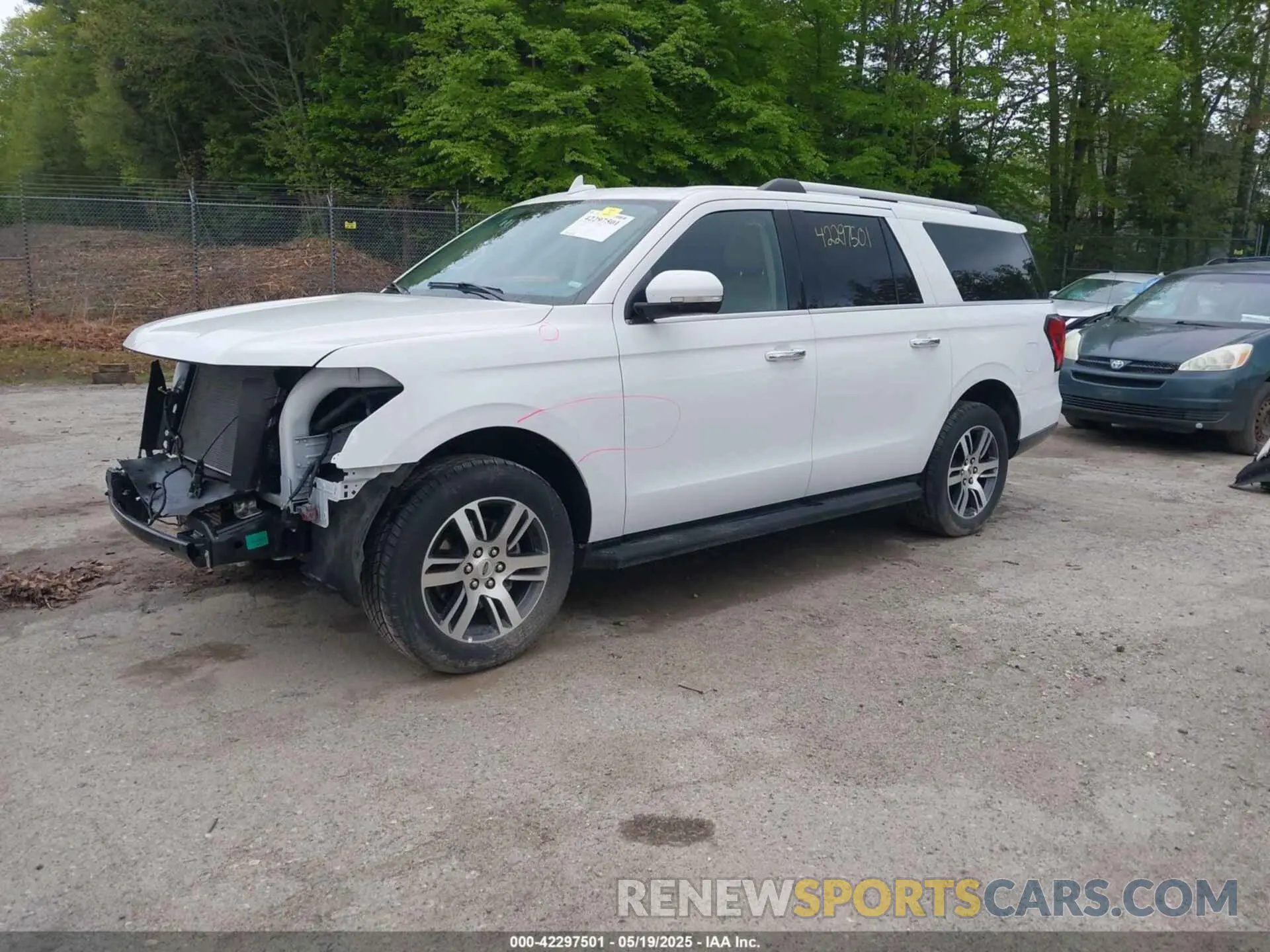 2 Photograph of a damaged car 1FMJK1K80REA51291 FORD EXPEDITION 2024