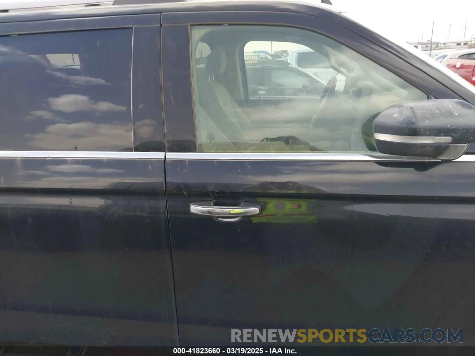13 Photograph of a damaged car 1FMJK1K80REB13840 FORD EXPEDITION 2024