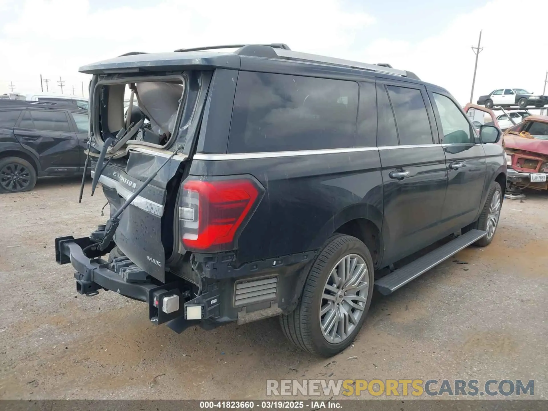4 Photograph of a damaged car 1FMJK1K80REB13840 FORD EXPEDITION 2024
