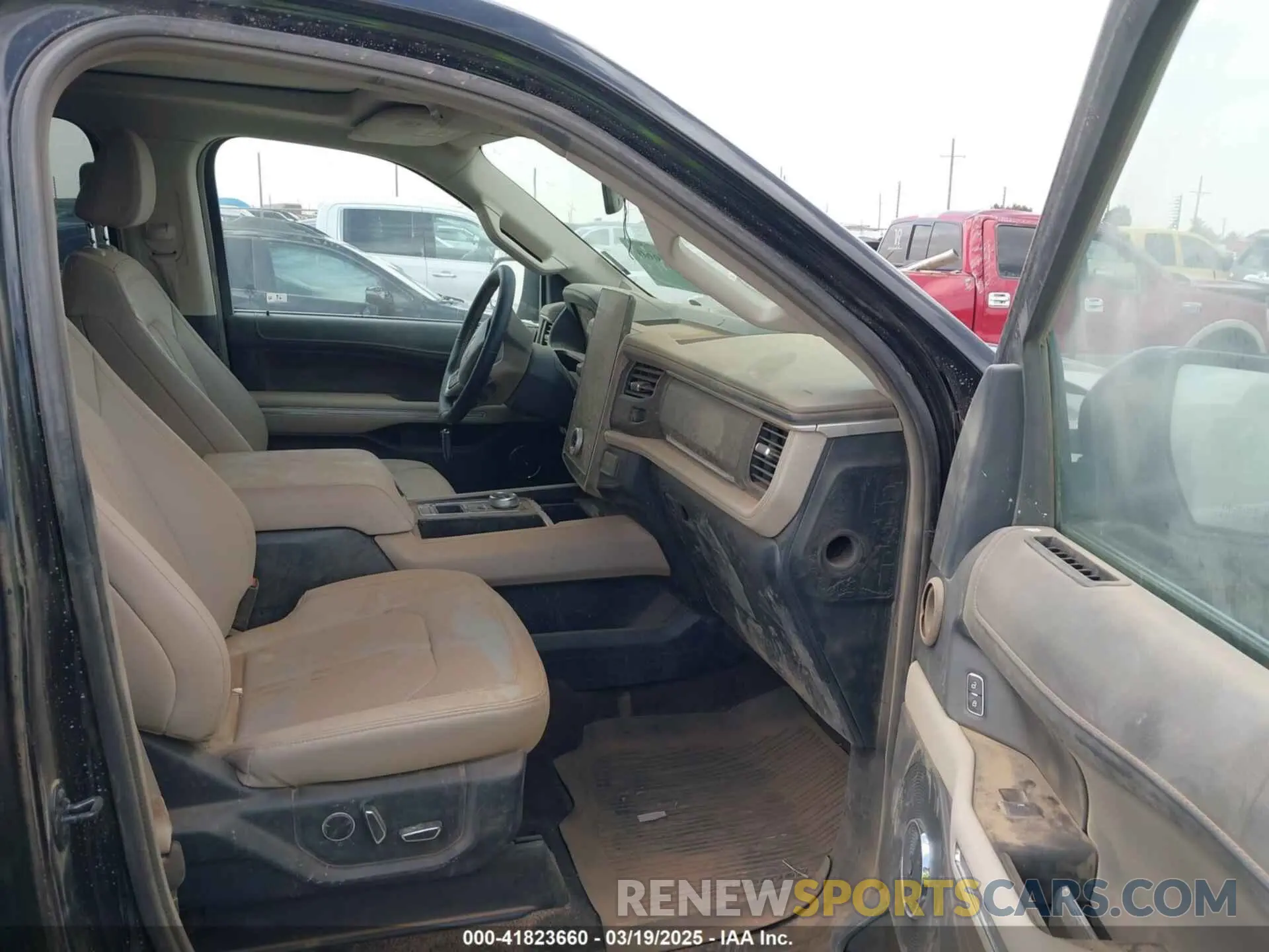 5 Photograph of a damaged car 1FMJK1K80REB13840 FORD EXPEDITION 2024