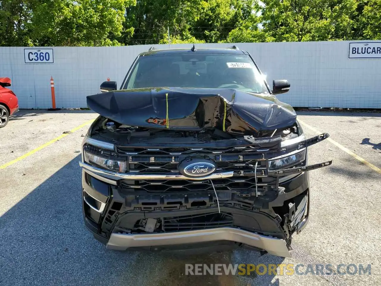 5 Photograph of a damaged car 1FMJK1K81REA65202 FORD EXPEDITION 2024
