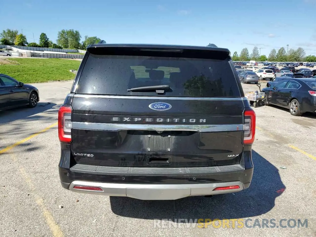 6 Photograph of a damaged car 1FMJK1K81REA65202 FORD EXPEDITION 2024