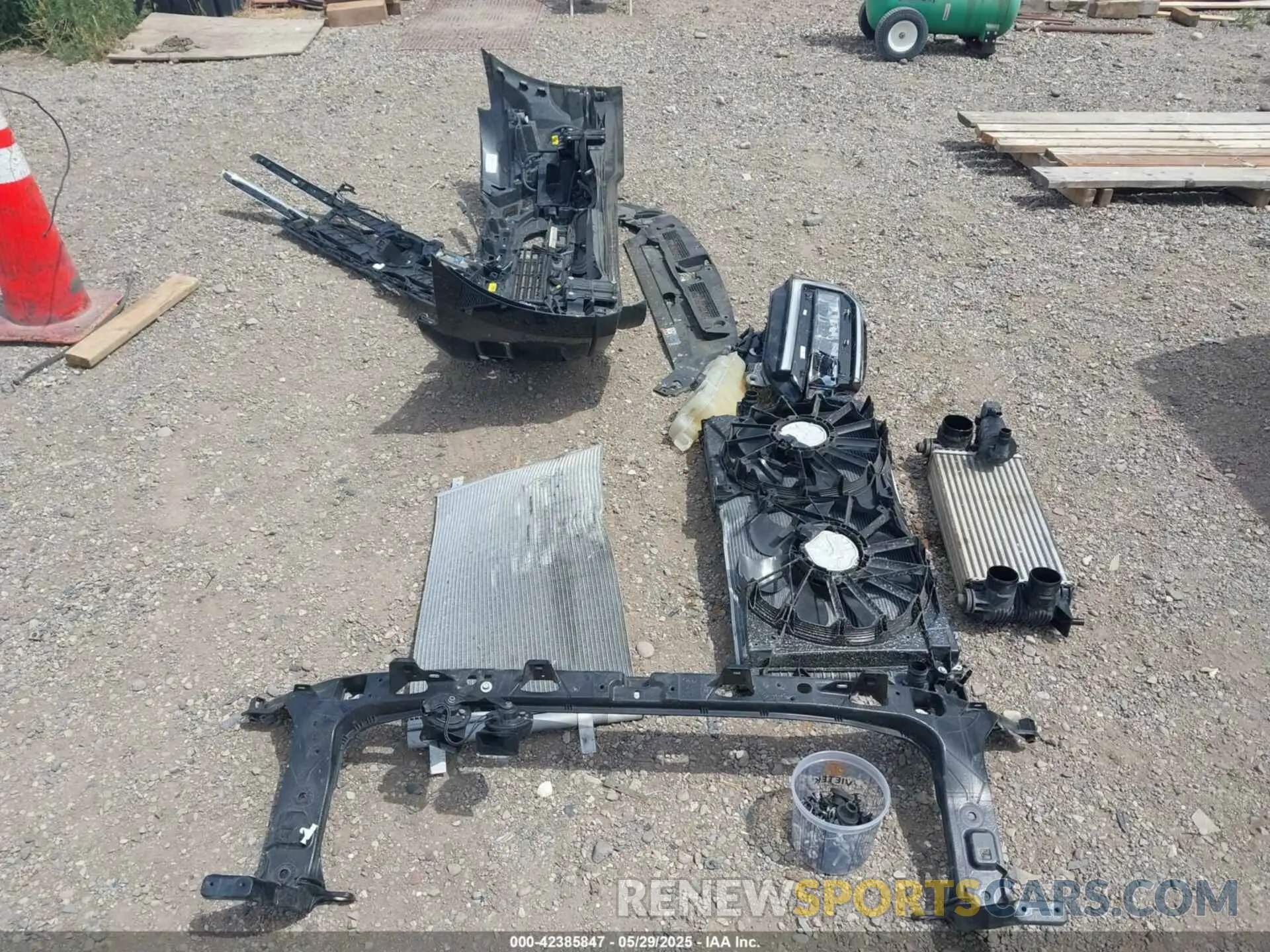 12 Photograph of a damaged car 1FMJK1K89REA27894 FORD EXPEDITION 2024
