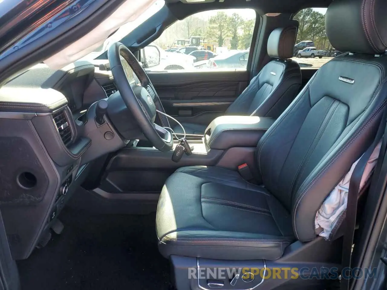 7 Photograph of a damaged car 1FMJK1M88REA39306 FORD EXPEDITION 2024