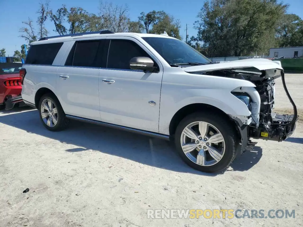 4 Photograph of a damaged car 1FMJK1N85REA68910 FORD EXPEDITION 2024